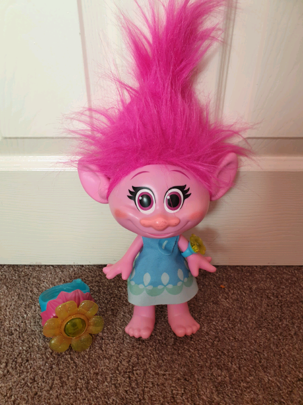 interactive poppy troll